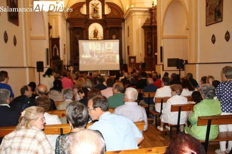 Foto 2 - Comienza el A&ntilde;o Jubilar Teresiano con la apertura de la Puerta Santa