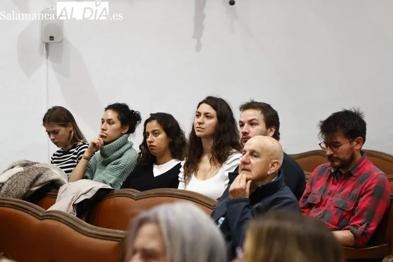 Acto en el Aula Francisco Salinas de la USAL con motivo del 20 aniversario de APRAMP. Foto de David Sañudo