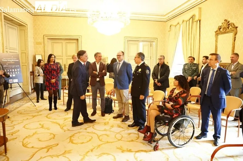 Entrega, en el Ayuntamiento de Salamanca, de los premios concedidos por la Asociación de Ingenieros de Tráfico y Movilidad y el Foro de Movilidad Inteligente. Foto de David Sañudo