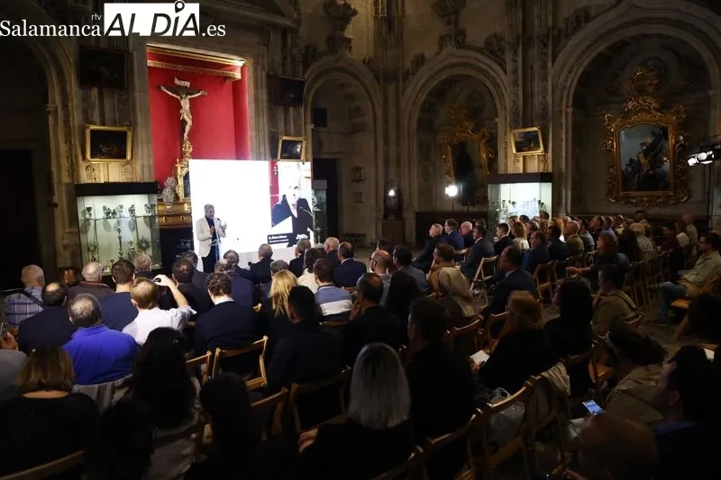Inauguración en la Catedral de Salamanca de la exposición 'The Mystery Man'
