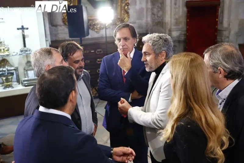 Inauguración en la Catedral de Salamanca de la exposición 'The Mystery Man'