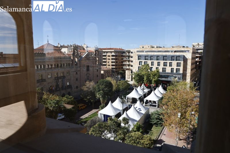 Inauguración del Centro Internacional del Español de la Universidad de Salamanca en la plaza de los Bandos. Foto de David Sañudo