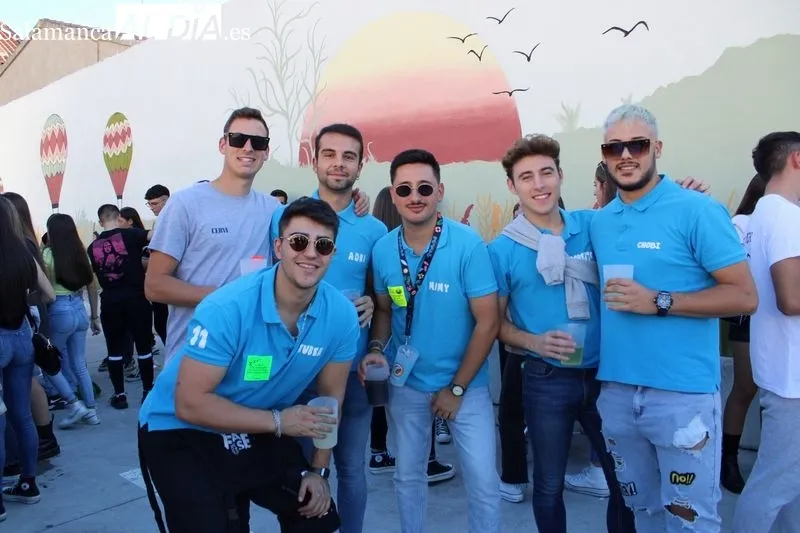 Foto 27 - Protagonismo para las pe&ntilde;as en el chupinazo de fiestas