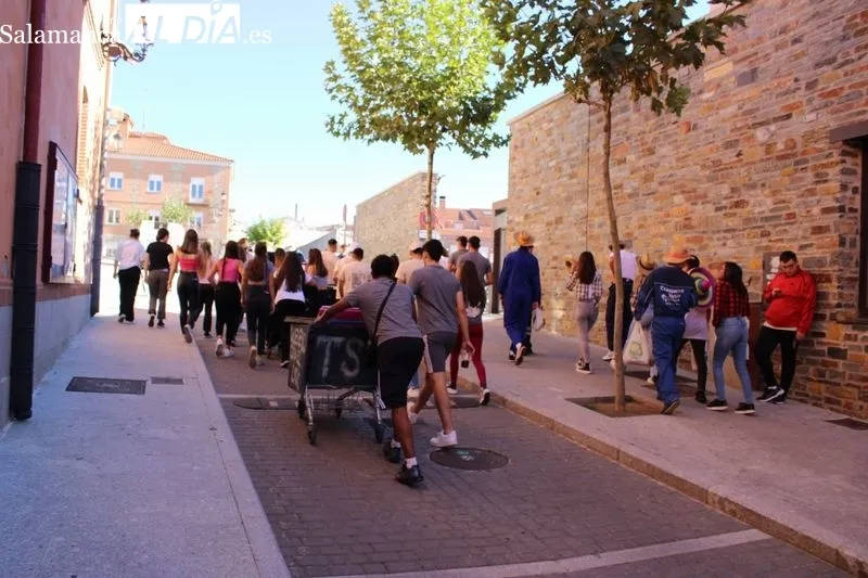 Foto 43 - Protagonismo para las pe&ntilde;as en el chupinazo de fiestas