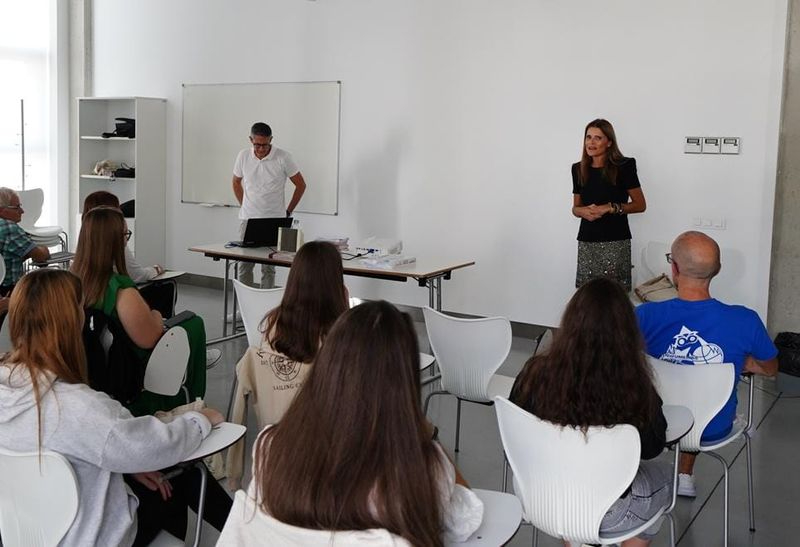 Nuevo curso de la programación de la Escuela de Formación de la Agencia Municipal del Voluntariado. Foto: @aytosalamanca 