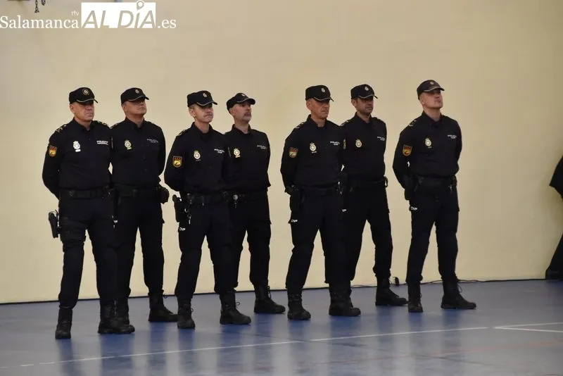 Día de la Policía en Salamanca, celebrado en el polideportivo de las dependencias policiales sitas en calle Jardines. Foto de Vanesa Martins