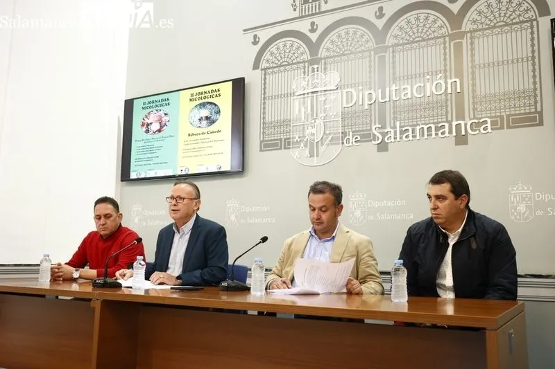 Presentación en la Diputación de las II Jornadas Micológicas de Salamanca. Foto de David Sañudo