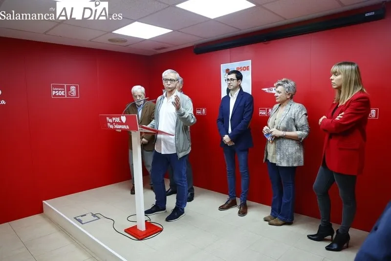 Presentación de la muestra con motivo del 40º aniversario de la victoria electoral del PSOE en las elecciones generales del año 1982. Foto de David Sañudo
