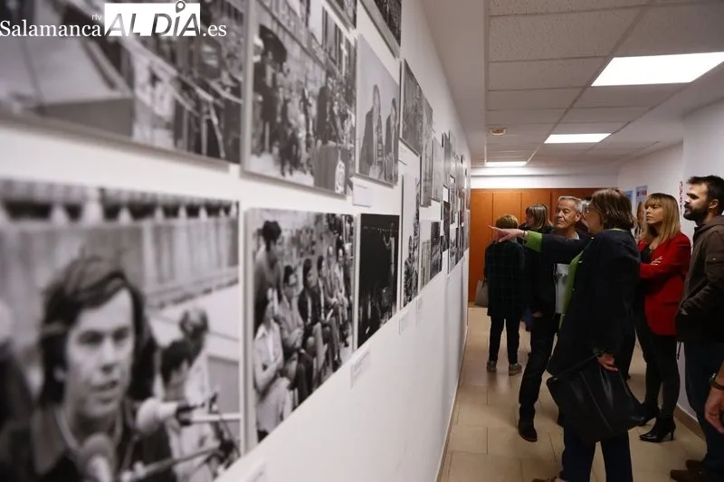 Presentación de la muestra con motivo del 40º aniversario de la victoria electoral del PSOE en las elecciones generales del año 1982. Foto de David Sañudo