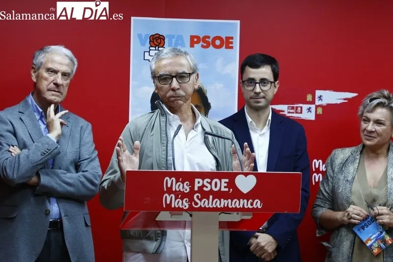 Presentación de la muestra con motivo del 40º aniversario de la victoria electoral del PSOE en las elecciones generales del año 1982. Foto de David Sañudo