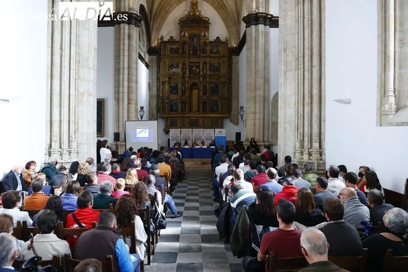 Inauguración en Fonseca del programa ‘UniverUsal’ con 90 alumnos. Foto de David Sañudo