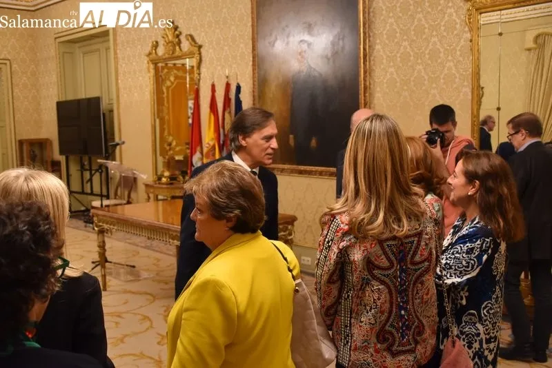 Foto 6 - Recepci&oacute;n a miembros del Tribunal de Cuentas y del Consejo de Cuentas de Castilla y Le&oacute;n 