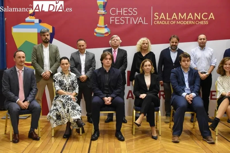 Inauguración del Festival de Ajedrez en el Colegio Arzobispo Fonseca. 