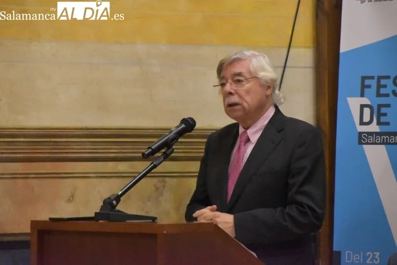 Inauguración del Festival de Ajedrez en el Colegio Arzobispo Fonseca. 