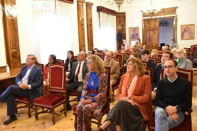 Homenaje en la Subdelegación del Gobierno a Antonio Cepas López, gobernador civil de Salamanca cuando se produjo el golpe de estado de 1936