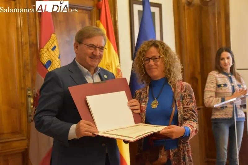 Homenaje en la Subdelegación del Gobierno a Antonio Cepas López, gobernador civil de Salamanca cuando se produjo el golpe de estado de 1936