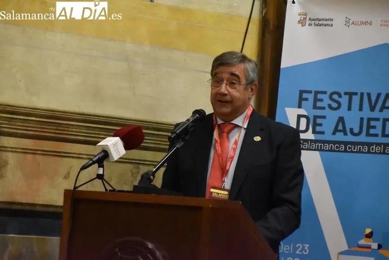 Inauguración del Festival de Ajedrez en el Colegio Arzobispo Fonseca. 