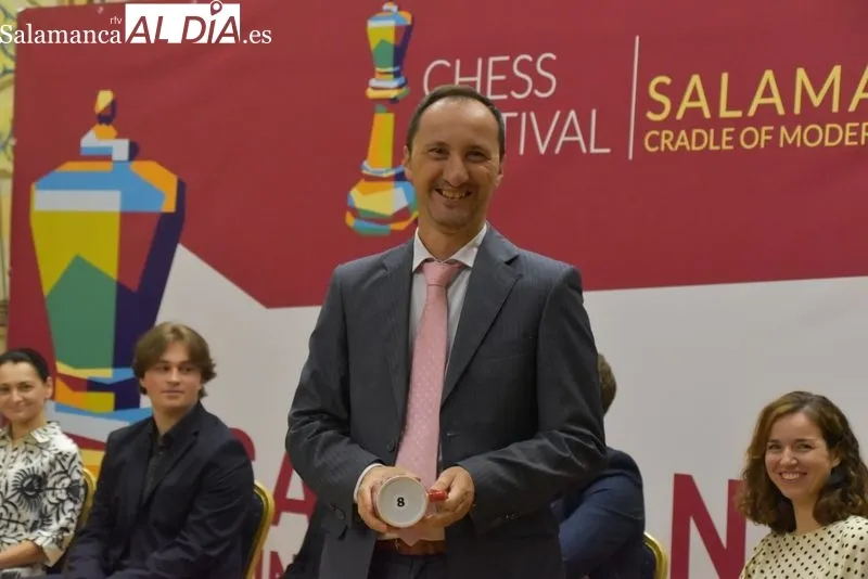 Inauguración del Festival de Ajedrez en el Colegio Arzobispo Fonseca. 
