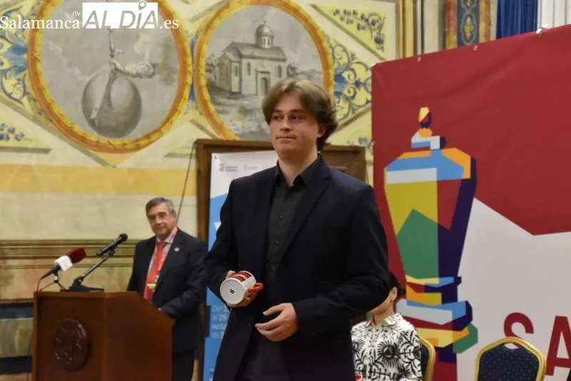 Inauguración del Festival de Ajedrez en el Colegio Arzobispo Fonseca. 