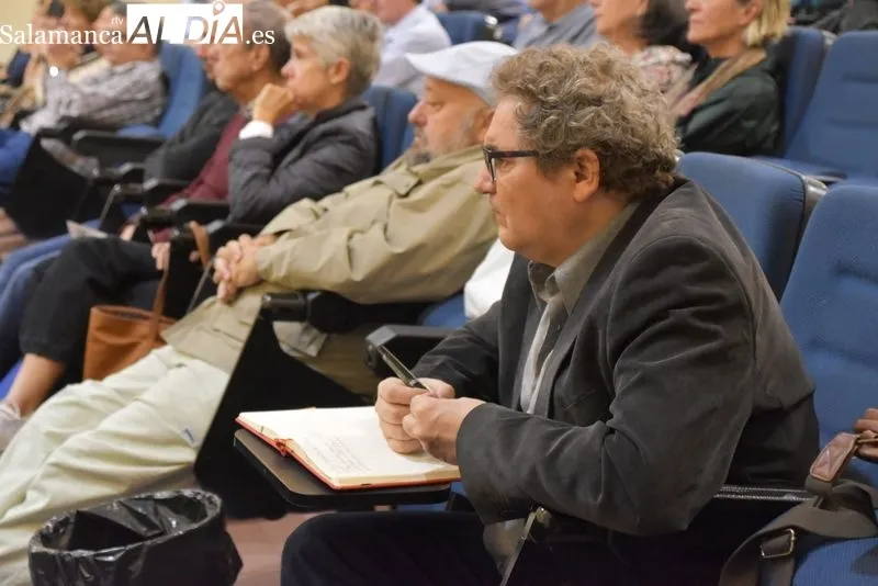 Íñigo Ongay, durante su ponencia