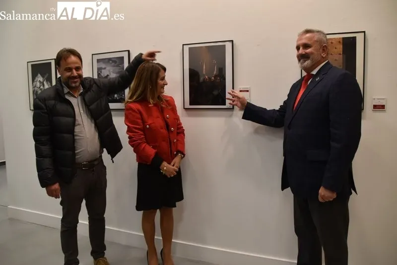 apertura de la exposición del XXXVIII Concurso de Fotografía de Semana Santa. Fotos: Vanesa Martins