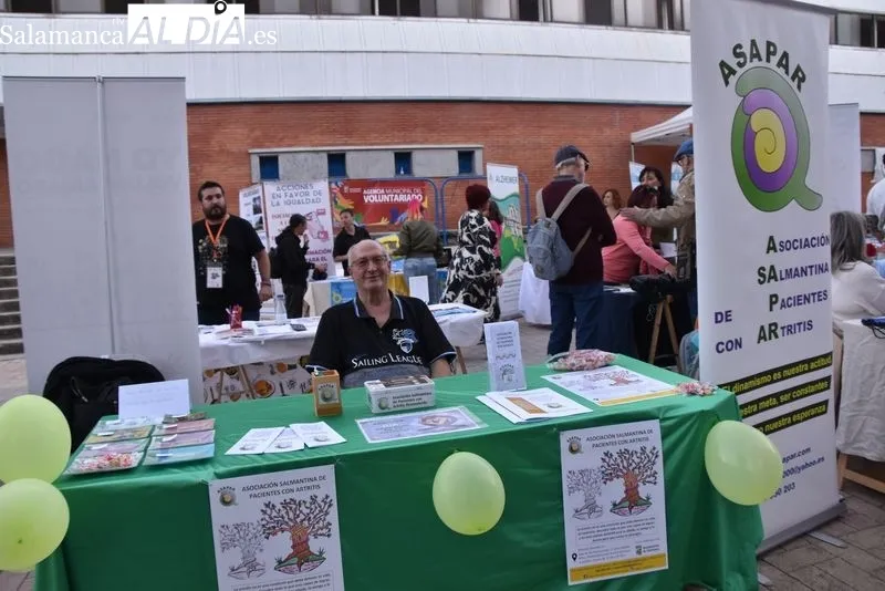 Feria de asociaciones y entidades 'Salamanca nos movemos' en el parque de La Alamedilla 