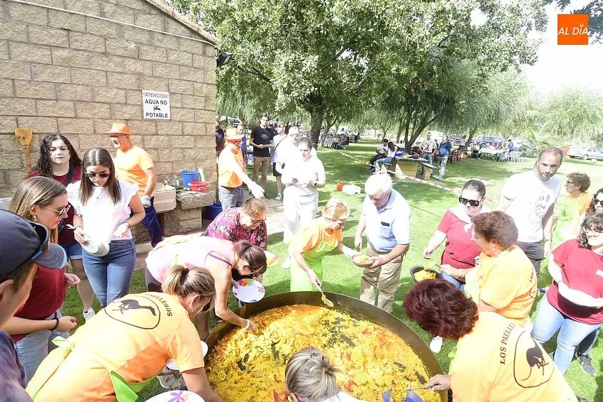 Comida Popular para terminar las fiesta de Alba de Yeltes/ Fotos: Adrián M.Pastor