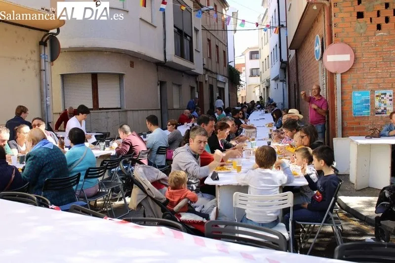 Foto 4 - Paella por las fiestas del barrio de San Miguel