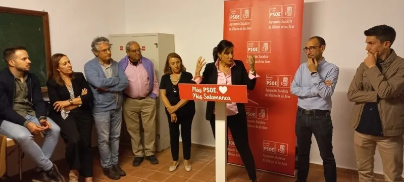 Foto 2 - La Agrupaci&oacute;n Local del PSOE en Villarino estrena Casa del Pueblo