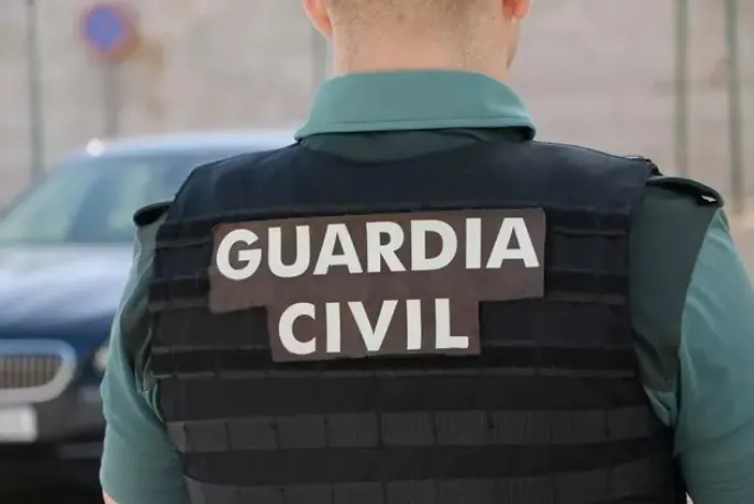 GUARDIA CIVIL - GUARDIA CIVIL