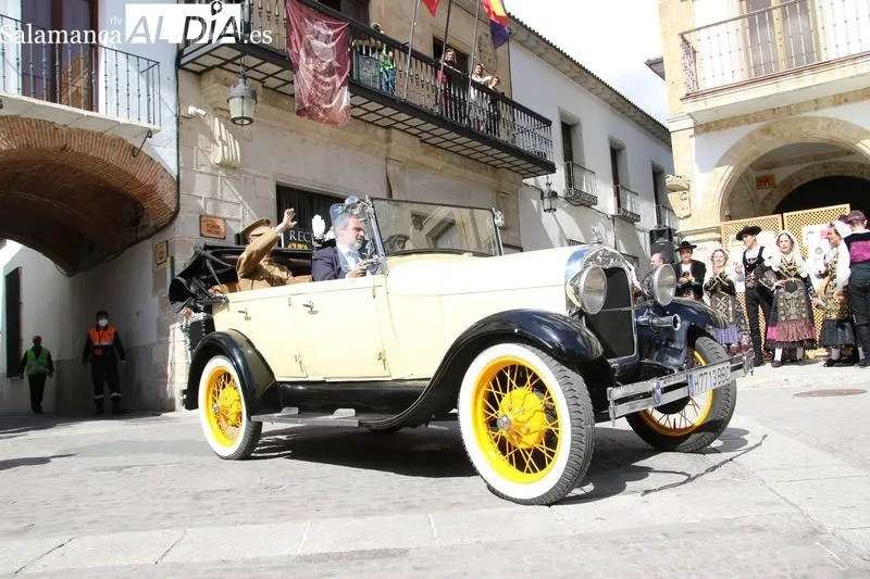Recreación en Alba de Tormes de la visita de los reyes en el año 1922