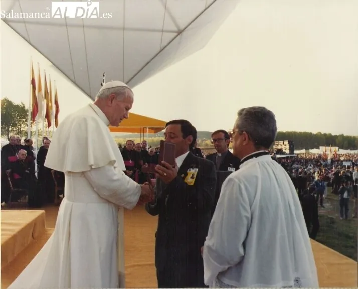 Juan Pablo II, peregrino al sepulcro de Santa Teresa | Imagen 2