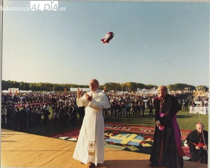 Juan Pablo II, peregrino al sepulcro de Santa Teresa | Imagen 1