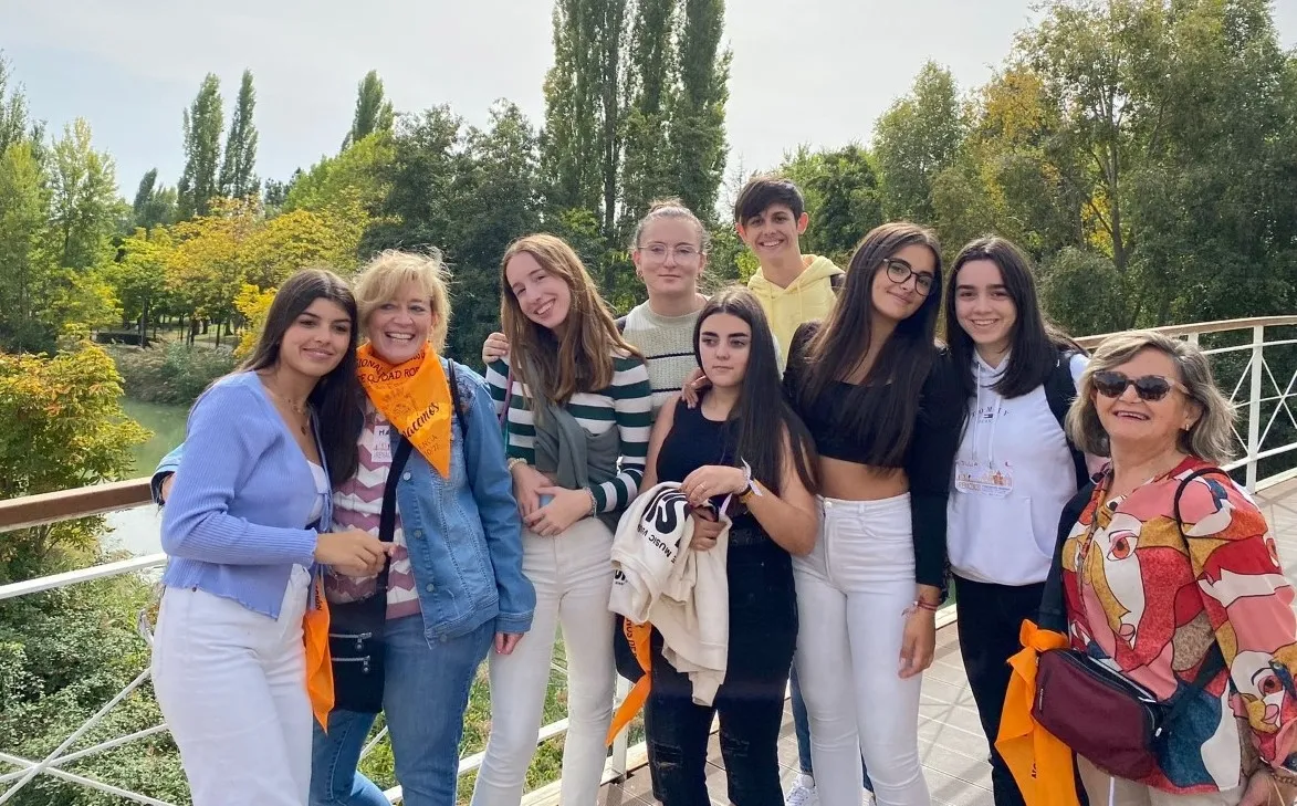 Foto 4 - Alumnos de los IES mirobrigenses participan en Palencia en un Encuentro de Estudiantes de Religi&oacute;n