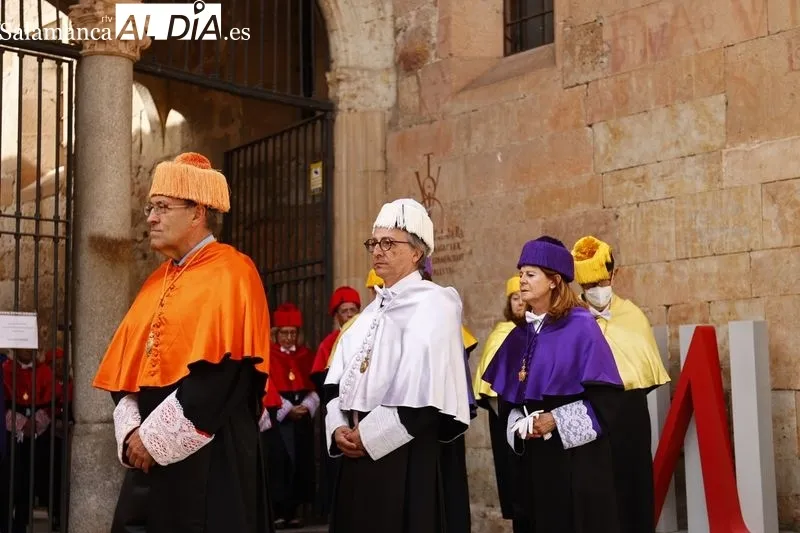 Celebración de la Universidad de Salamanca (USAL) por el primer centenario del doctorado 'honoris causa' de Santa Teresa de Jesús, concedido a título póstumo en octubre de 1922. Foto de David Sañudo