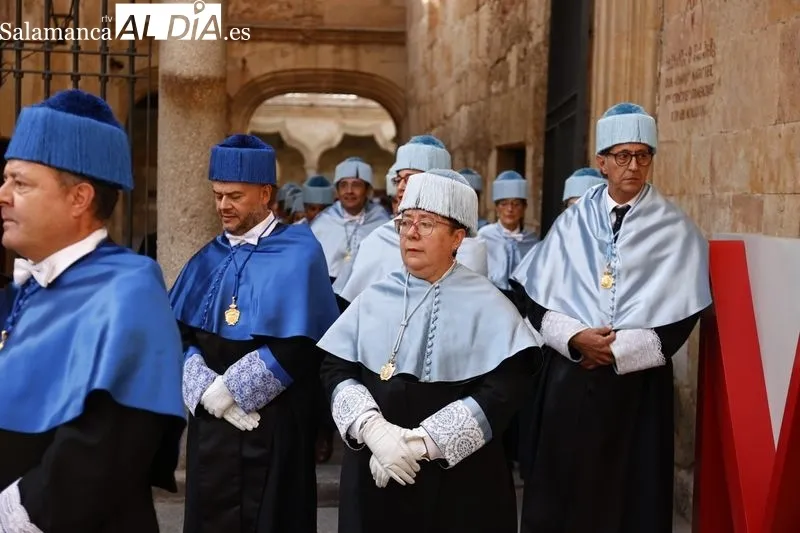 Celebración de la Universidad de Salamanca (USAL) por el primer centenario del doctorado 'honoris causa' de Santa Teresa de Jesús, concedido a título póstumo en octubre de 1922. Foto de David Sañudo