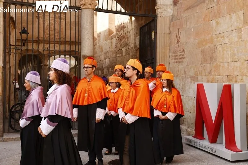 Celebración de la Universidad de Salamanca (USAL) por el primer centenario del doctorado 'honoris causa' de Santa Teresa de Jesús, concedido a título póstumo en octubre de 1922. Foto de David Sañudo