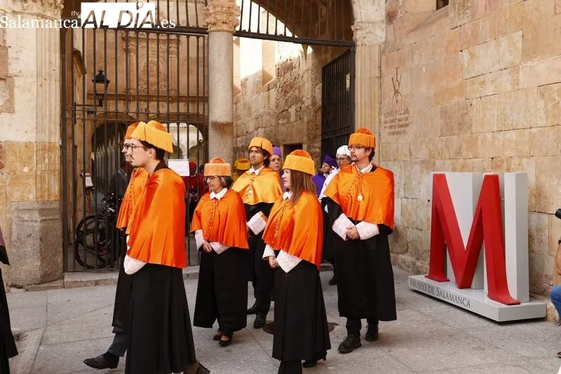 Celebración de la Universidad de Salamanca (USAL) por el primer centenario del doctorado 'honoris causa' de Santa Teresa de Jesús, concedido a título póstumo en octubre de 1922. Foto de David Sañudo