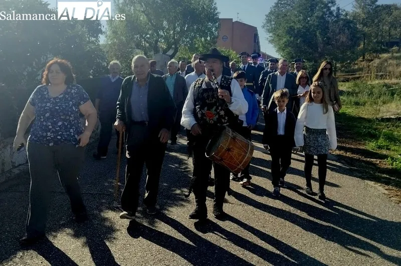 Celebración de la fiesta de la Hispanidad en Villarino de los Aires 