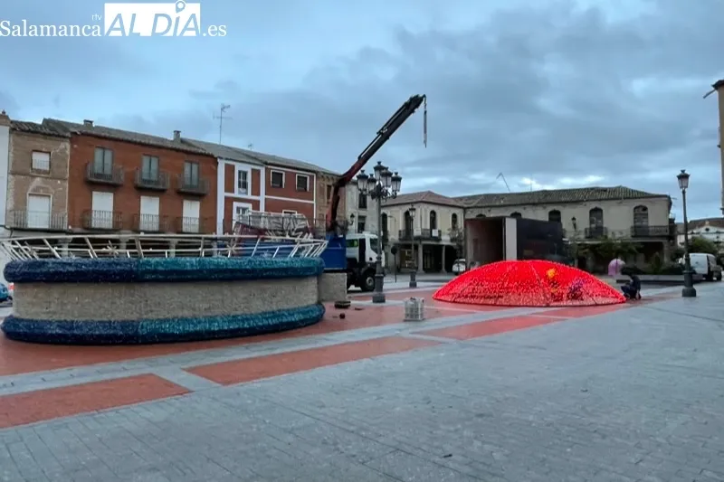Peñaranda presenta su iluminaciòn navideña