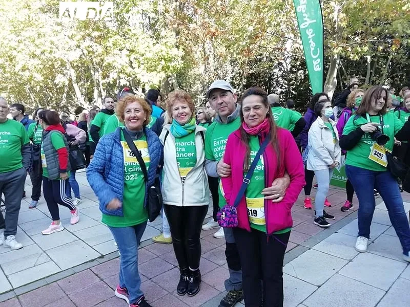 Foto 4 - Presencia bejarana en la marcha contra el c&aacute;ncer de Salamanca