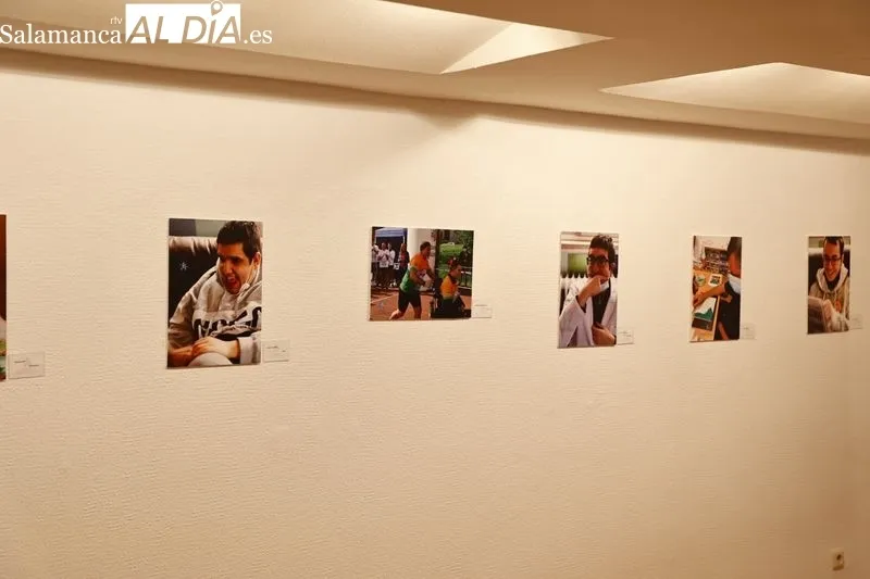 Inauguración de la exposición 'Un feliz viaje por la vida'. Fotos: David Sañudo