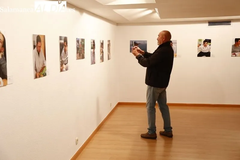 Inauguración de la exposición 'Un feliz viaje por la vida'. Fotos: David Sañudo