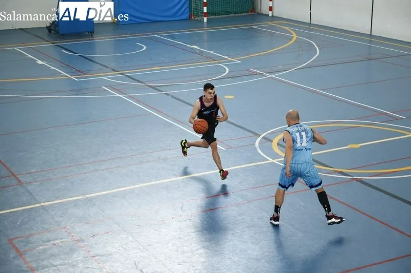 Galería de imágenes del partido entre el Alba de Tormes y el Santa Marta / Fotos: David Sañudo