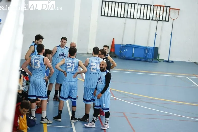 Galería de imágenes del partido entre el Alba de Tormes y el Santa Marta / Fotos: David Sañudo
