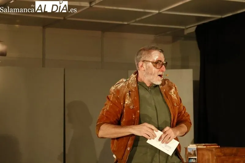 Representación de 'La buena letra', de El mono Habitado