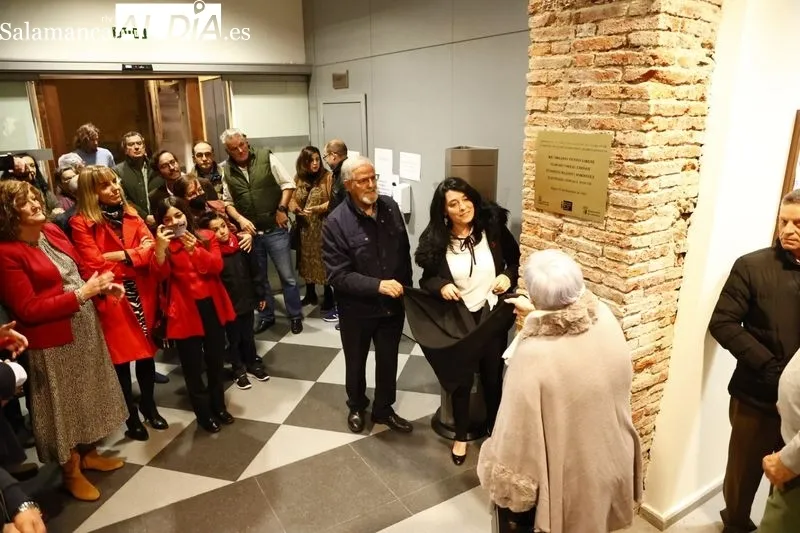Homenaje al alcalde y concejales de Tejares en 1936. Fotos: David Sañudo