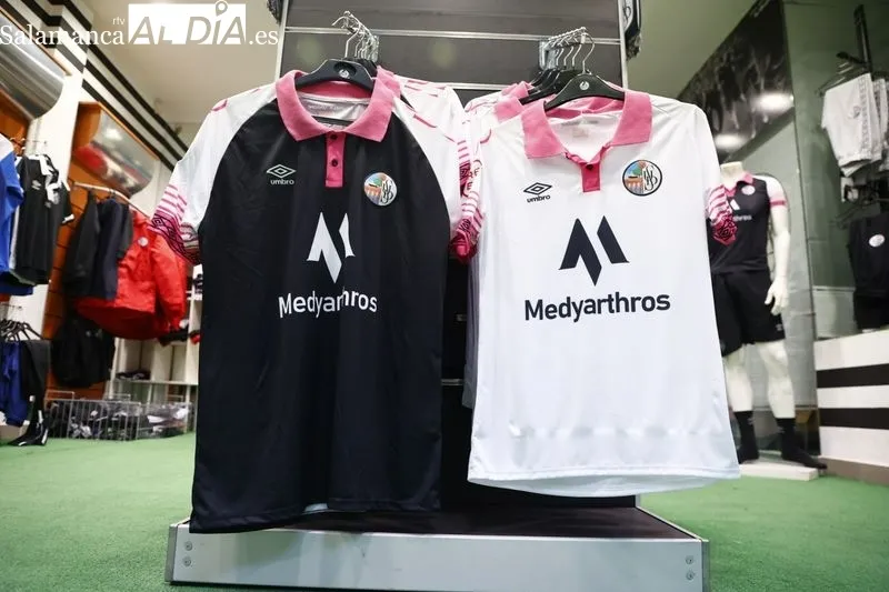 Galería de imágenes de las camisetas del Salamanca UDS / Fotos: David Sañudo