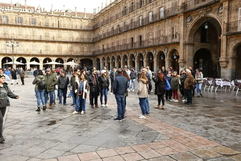 Ambiente en el centro de Salamanca este sábado. Fotos: David Sañudo