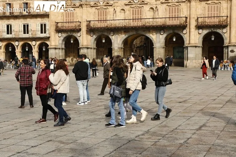 Ambiente en el centro de Salamanca este sábado. Fotos: David Sañudo